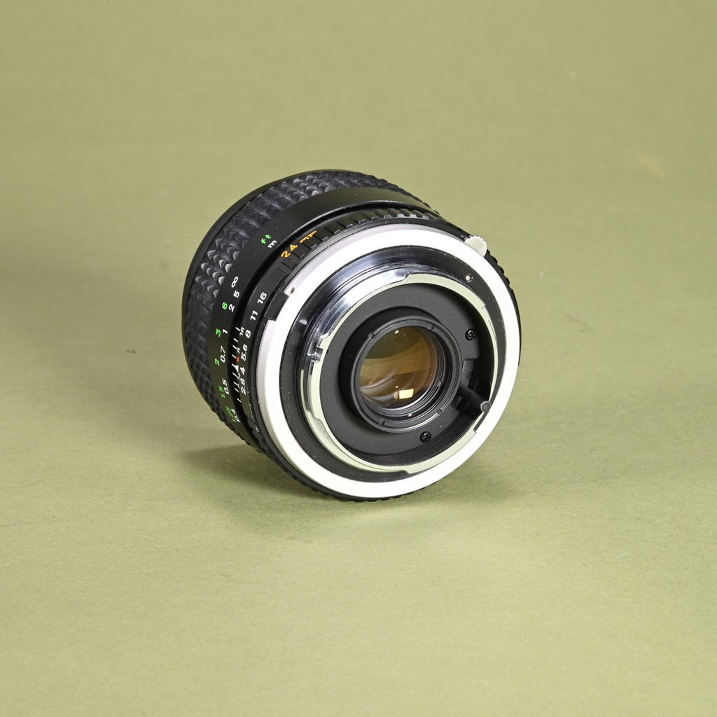 美品★MINOLTA ミノルタ MC W.ROKKOR-SI 24mm F2.8 Minolta MC W.Rokkor-SI 24mm f/2.8 Wide-Angle Lens | Blue Moon Camera