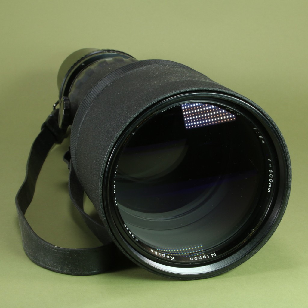 Nikon 600mm f5.6 Nikkor-P Nippon Kogaku for Bronica S | Blue Moon