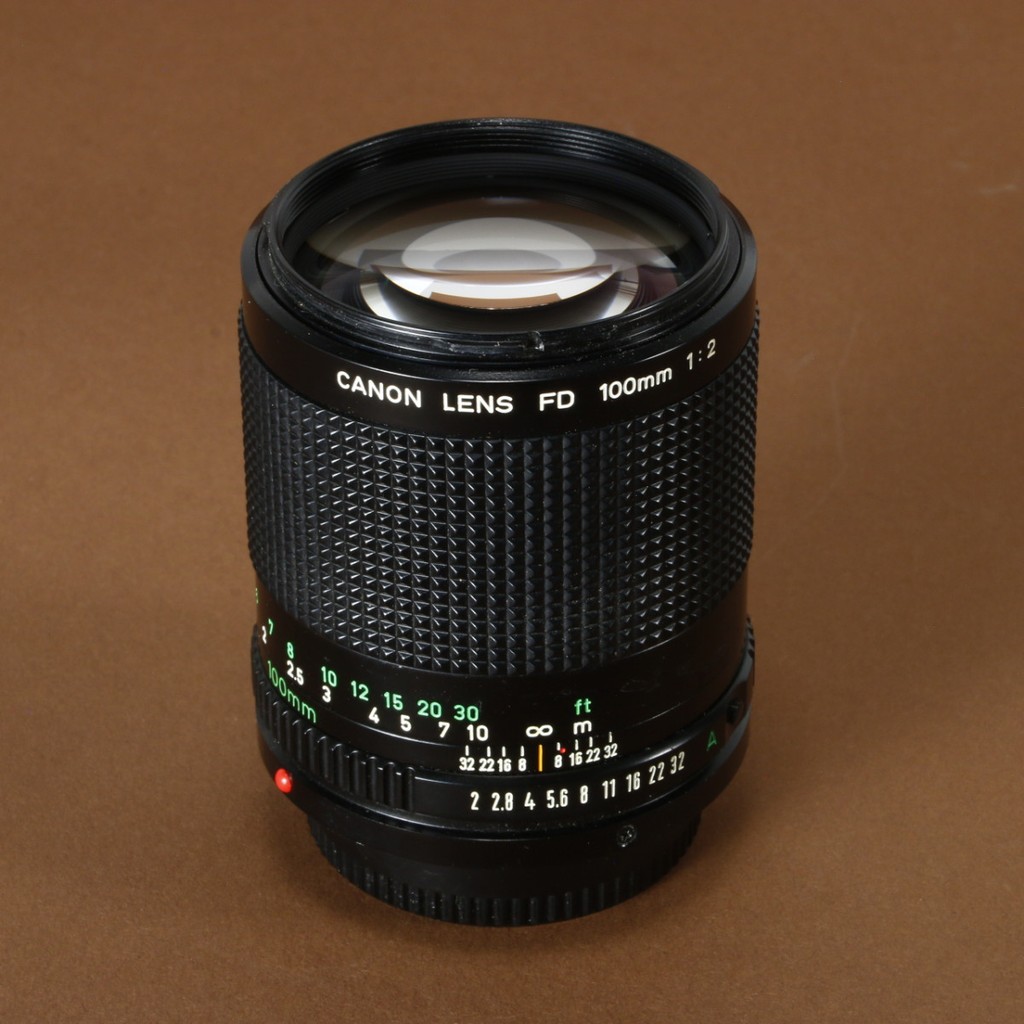 Canon 100mm f2 FD Lens | Blue Moon Camera