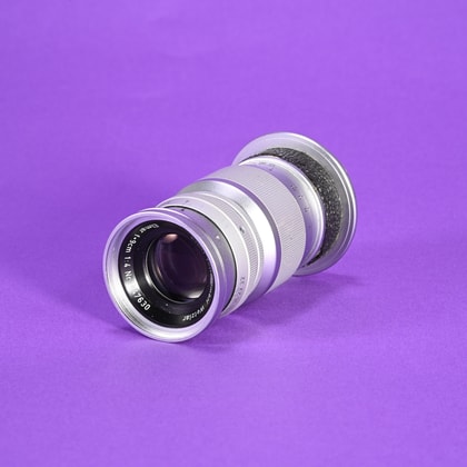 Leica 35mm f2 Summicron-M v4 Lens - Excellent Wide Angle Lens
