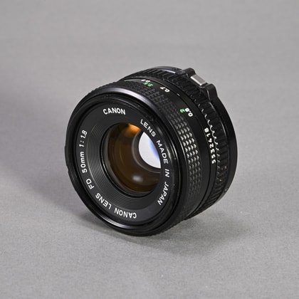 Canon 35-70mm f2.8-3.5 Zoom Lens for Canon FD | Blue Moon Camera