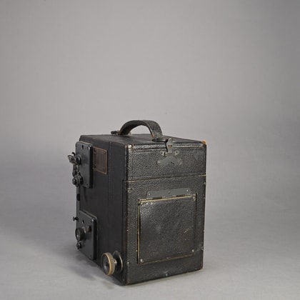 Used Fidelity Deluxe Sheet Film Holder - 2.25x3.25 for Graflex