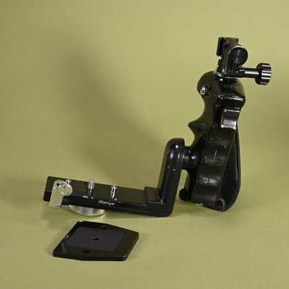 Mamiya Focusing Screen Type A for RB67 | Blue Moon Camera