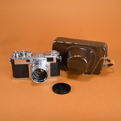 Canon Canonet QL17 Camera - Black | Blue Moon Camera