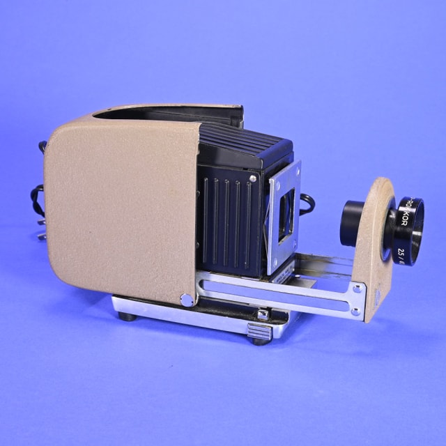 Minolta Mini 16 Slide Projector