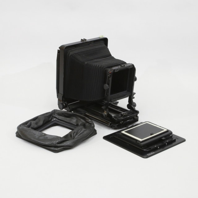 Toyo Field 810MII 8x10 Large Format Camera with Bag Bellows and 5x7 Reducing Back