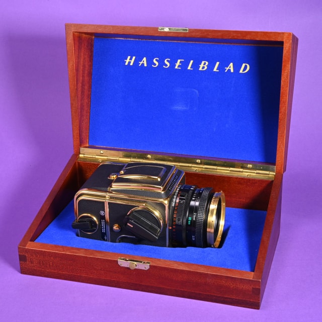 Hasselblad 2000 FC/M Camera Kit - 1985 Anniversary Edition
