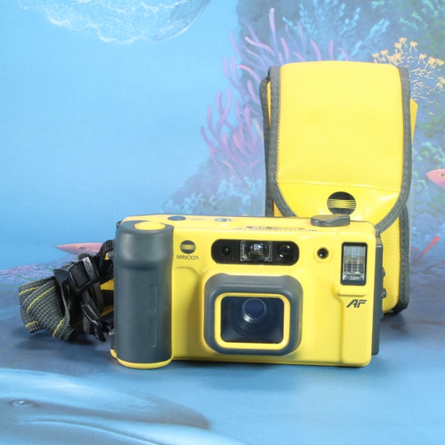 Minolta Weathermatic Dual 35 Camera