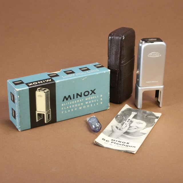 MInox B-C Flash Gun (Model B)