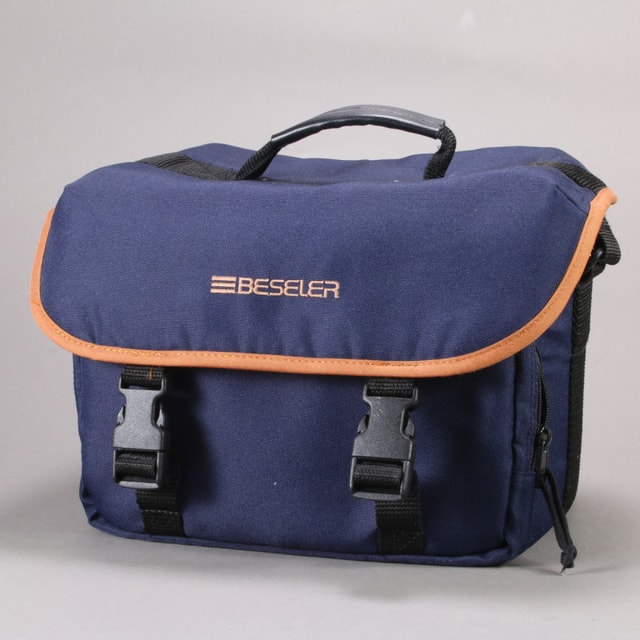 Beseler Shoulder Bag - Navy / Tan