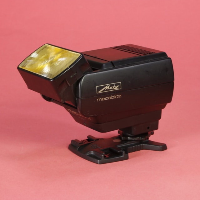 Metz 32 Z-2 Mecablitz Flash