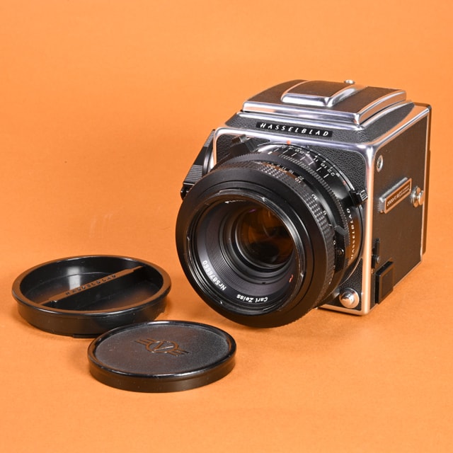 Hasselblad 2000FC/M Camera with 80mm f2.8 Planar F T* Lens