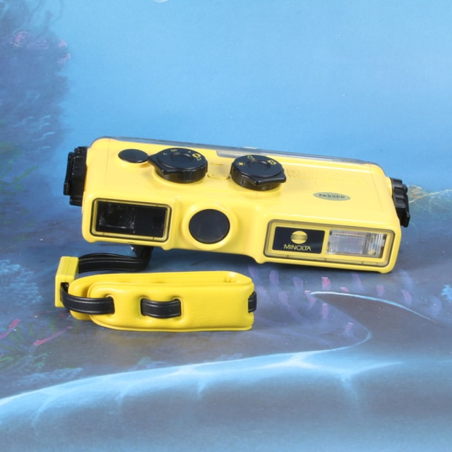 Minolta Weathermatic A Camera