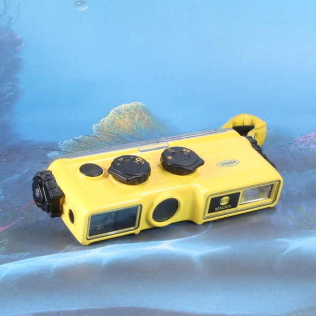 Minolta Weathermatic A Camera