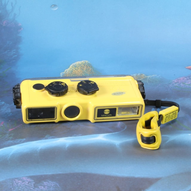 Minolta Weathermatic A Camera