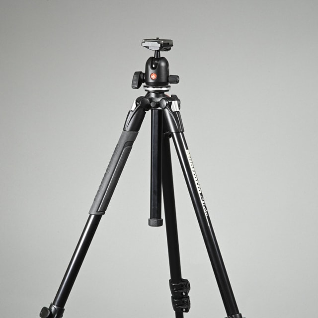 Manfrotto 290Xtra Tripod (Aluminum) with 496RC2 Head