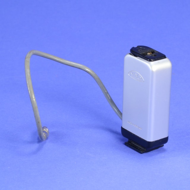 Minox B-C Flash Gun (Model U)