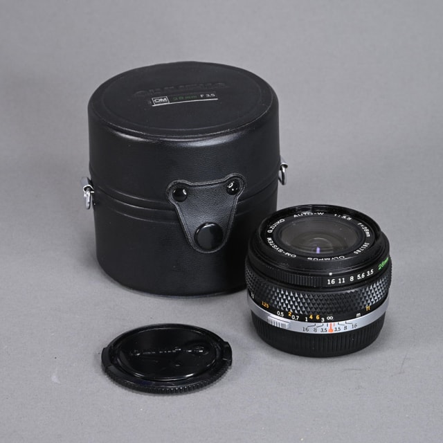 Olympus 28mm f3.5 G.Zuiko Auto-W Lens for OM