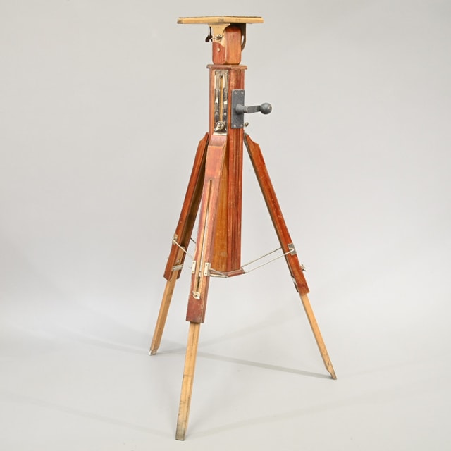 Folding Studio Wooden Tripod Stand