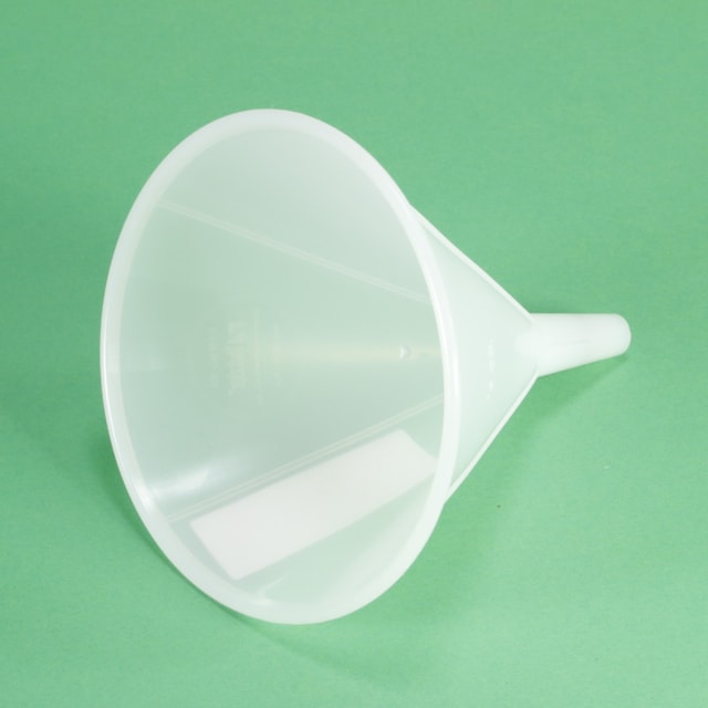 Delta 500ml Filter Funnel