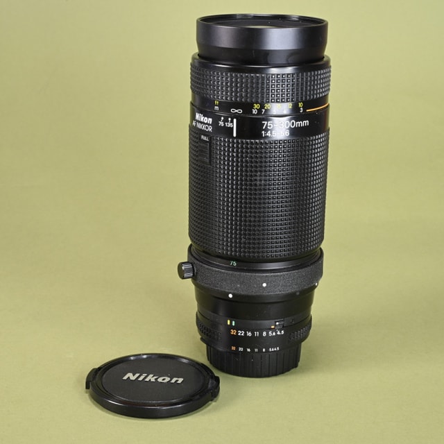 Nikon 75-300mm f4.5-5.6 AF Nikkor Lens for Nikon AF