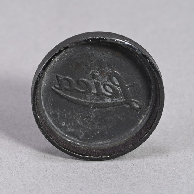 Leica A36 Metal Push-on Lens Cap - Black
