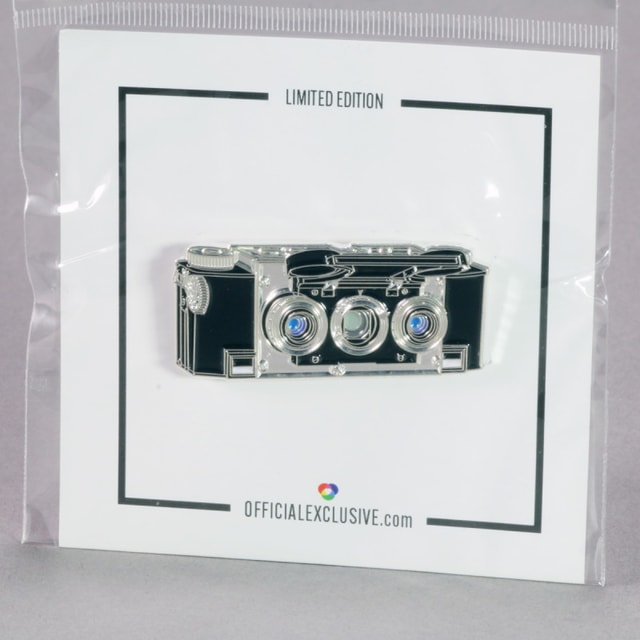 Stereo Realist Enamel Pin