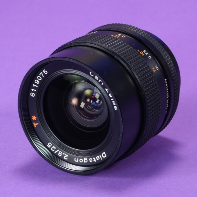 Carl Zeiss 25mm f2.8 Distagon T* Lens for Contax/Yashica