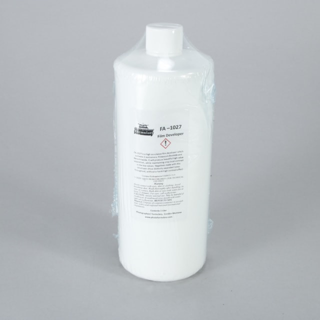 Photographer's Formulary FA-1027 Film Developer - 1 Liter