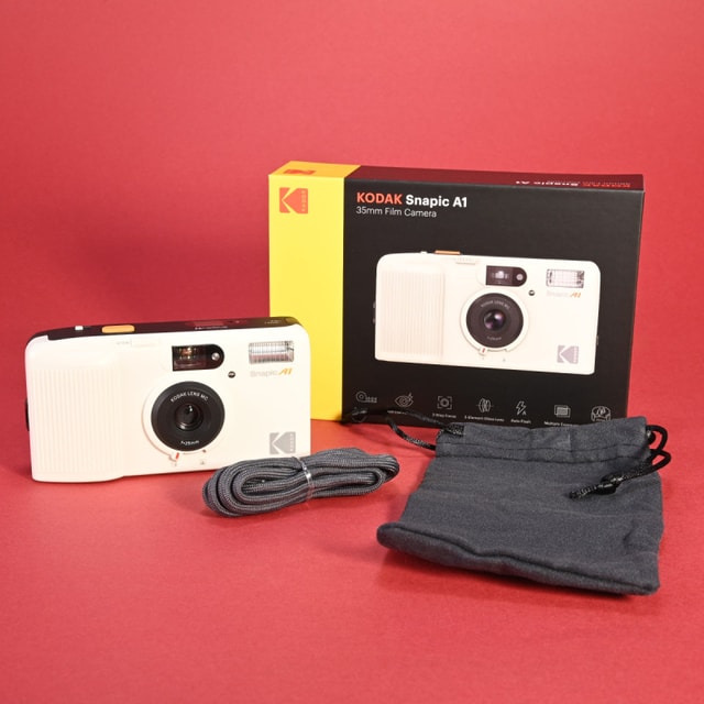 Kodak Snapic A1 35mm Camera - Ivory White