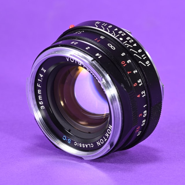 Voigtlander 35mm f1.4 Nokton Classic II SC Lens for Leica M