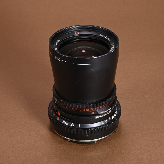 Carl Zeiss 50mm f4 Distagon T* C Lens for Hasselblad V