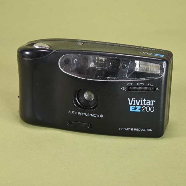 Vivitar EZ 200 Camera