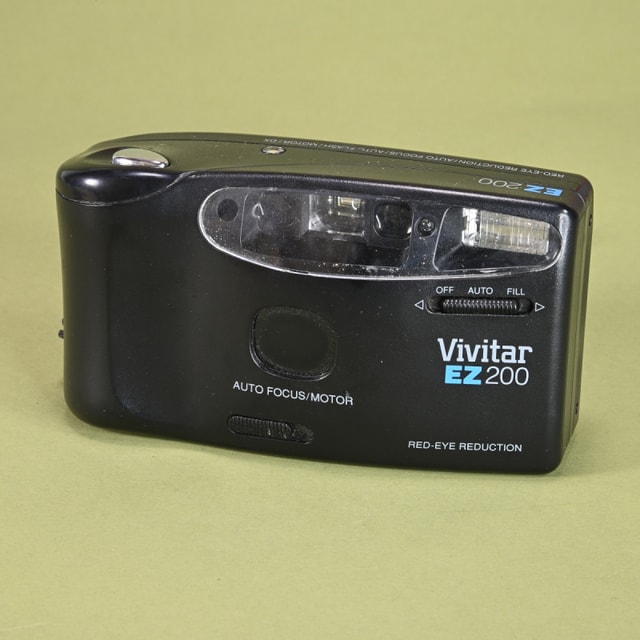 Vivitar EZ 200 Camera