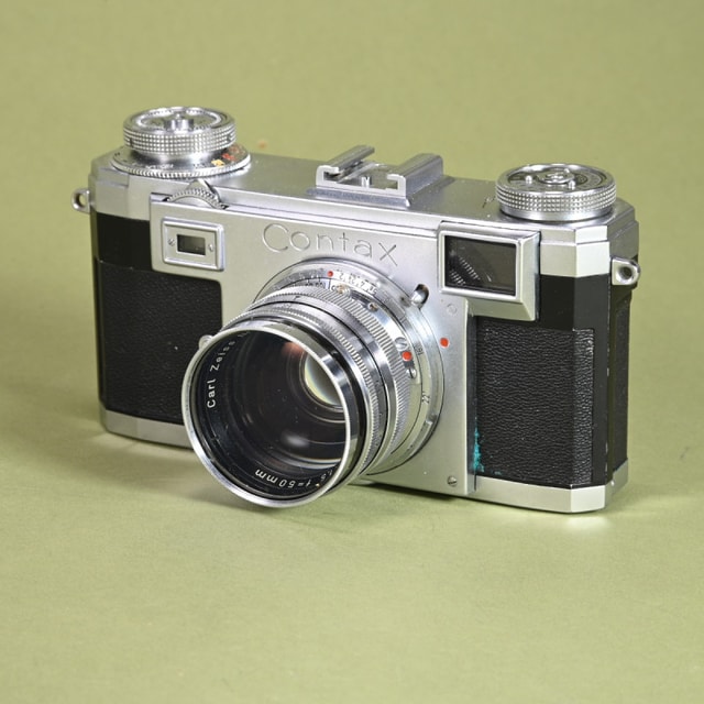 Zeiss Ikon Contax IIA Camera with 50mm f1.5 Sonnar Lens - AS IS