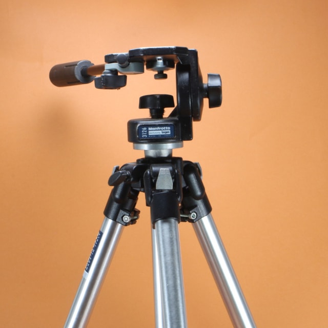 Bogen Manfrotto 3001 Tripod with 3126 Head