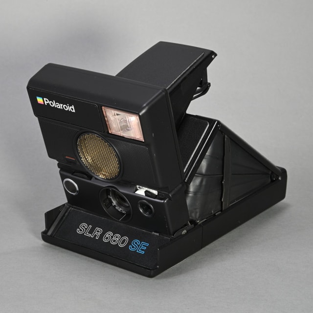 Polaroid SLR 680 SE Camera - Refurbished