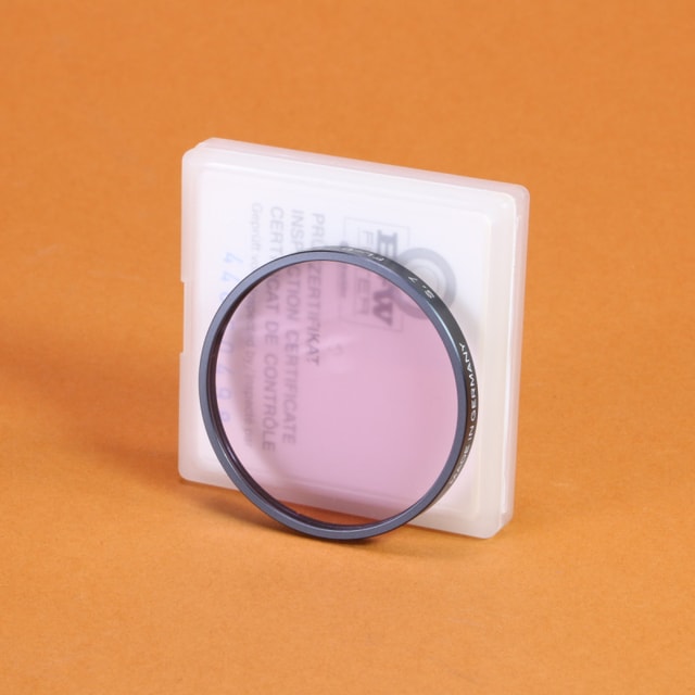 B+W FL-D Fluorescent Light Filter - Series VII