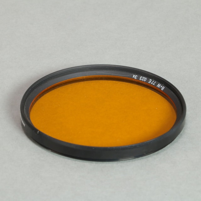 B+W Dark Yellow 023 3x Filter - 77mm