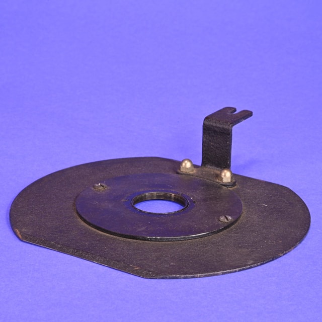 Omega Flat Lens Board (421-100) for D-Series Enlargers - Threaded 30mm Opening