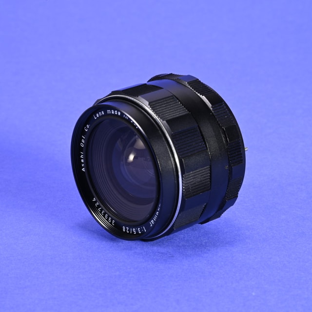 Pentax 28mm f3.5 Super-Takumar Lens for M42
