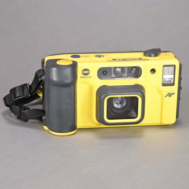 Minolta Weathermatic Dual 35 Camera