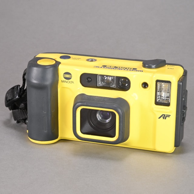 Minolta Weathermatic Dual 35 Camera