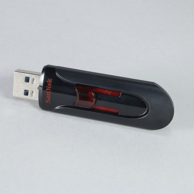 SanDisk Cruzer Glide 3.0 32GB USB Flash Drive