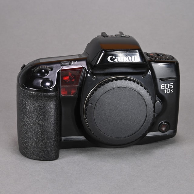 Canon EOS 10S Camera