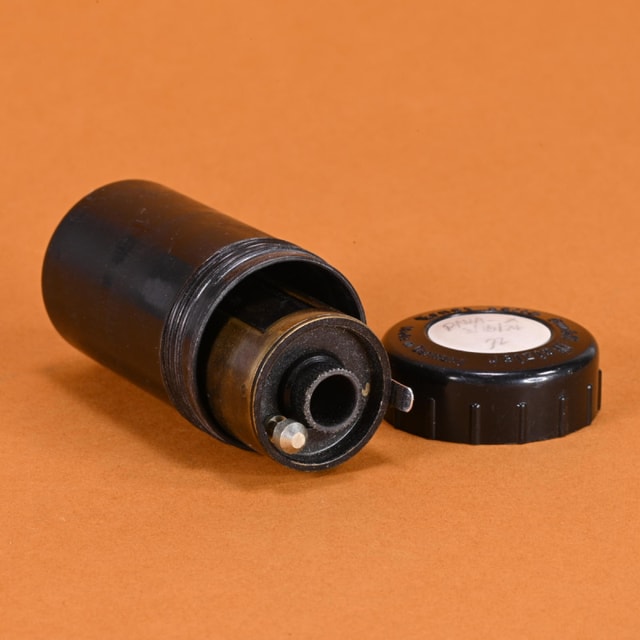 Leica IXMOO Reloadable Film Cassette
