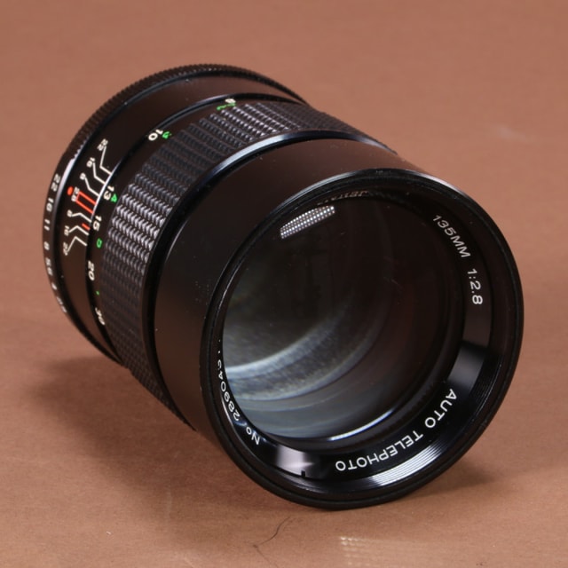 Vivitar 135mm f2.8 Auto Telephoto Lens for M42