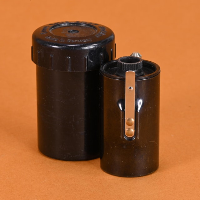 Leica IXMOO Reloadable Film Cassette