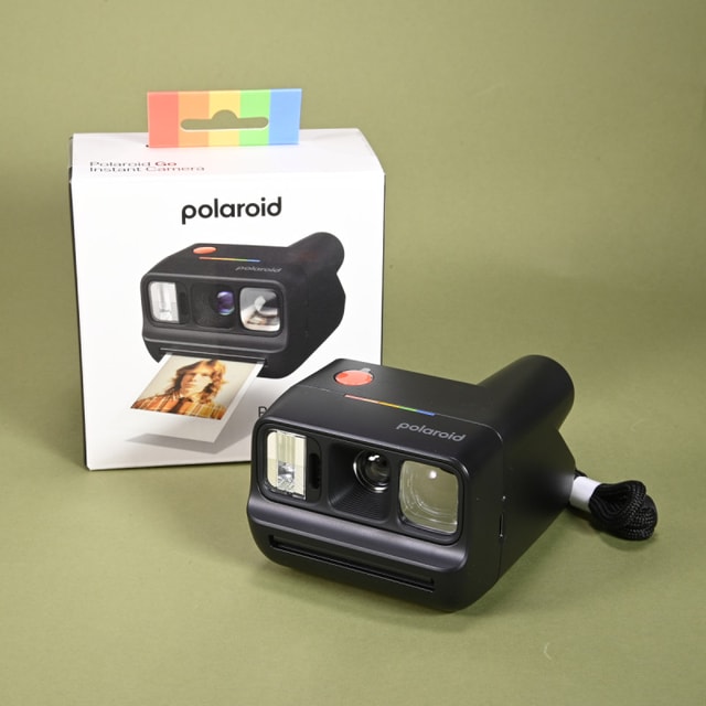 Polaroid Go Instant Camera - Generation 3 - Black