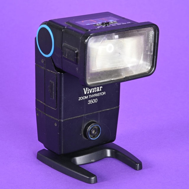 Vivitar Zoom Thyristor 3500 Flash with M-TTL Module for Minolta MD